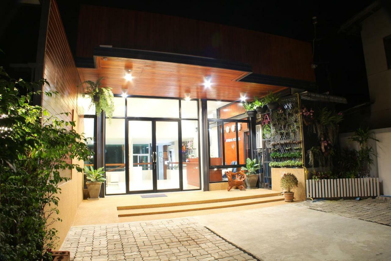 S'Prima Hostel Phitsanulok Luaran gambar